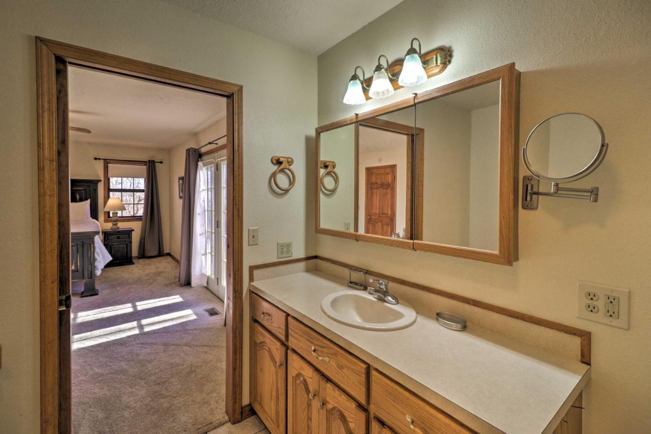 Secluded Marble Falls Family Home With Mtn Views! Eksteriør billede